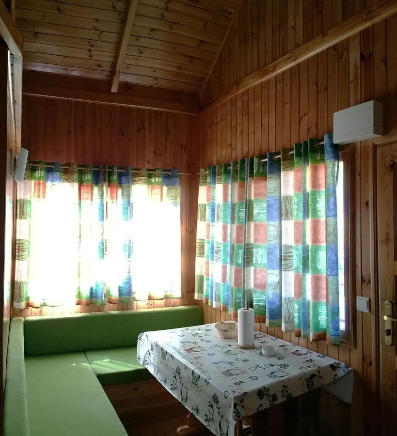 Camping - Bungalows La Soleia D'Oix Kültér fotó