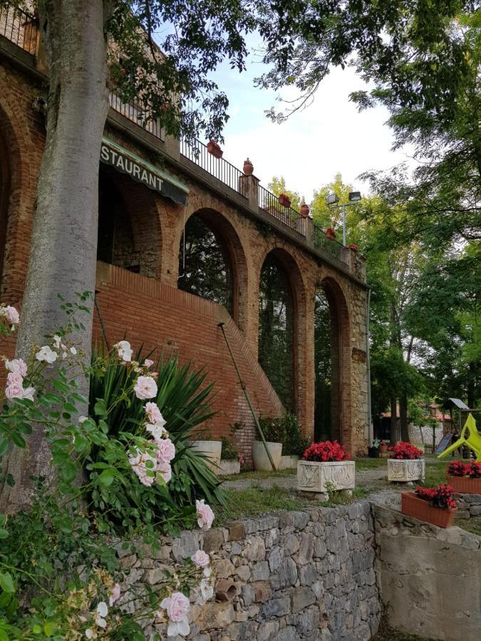 Camping - Bungalows La Soleia D'Oix Kültér fotó